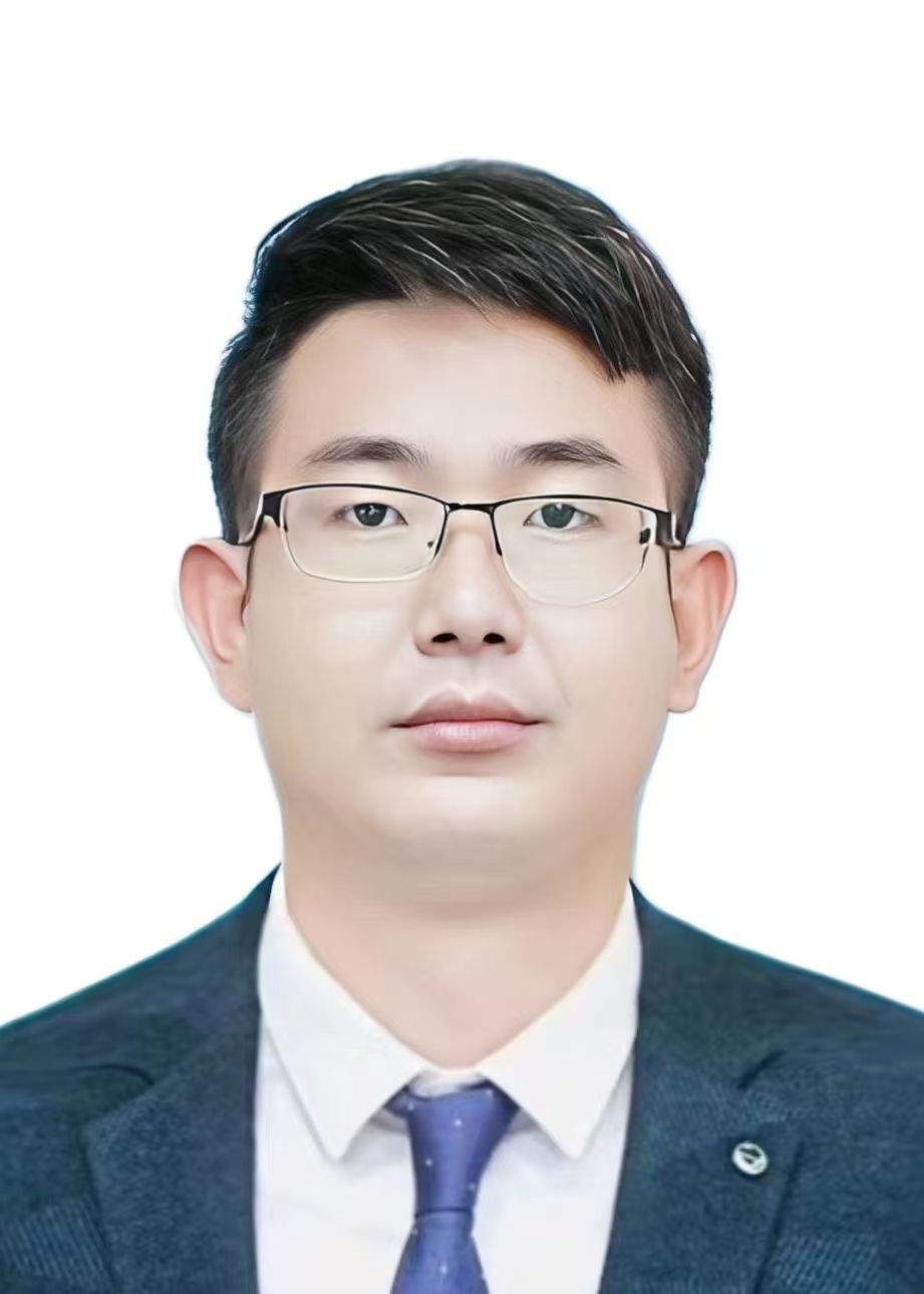 尤墩宇头像