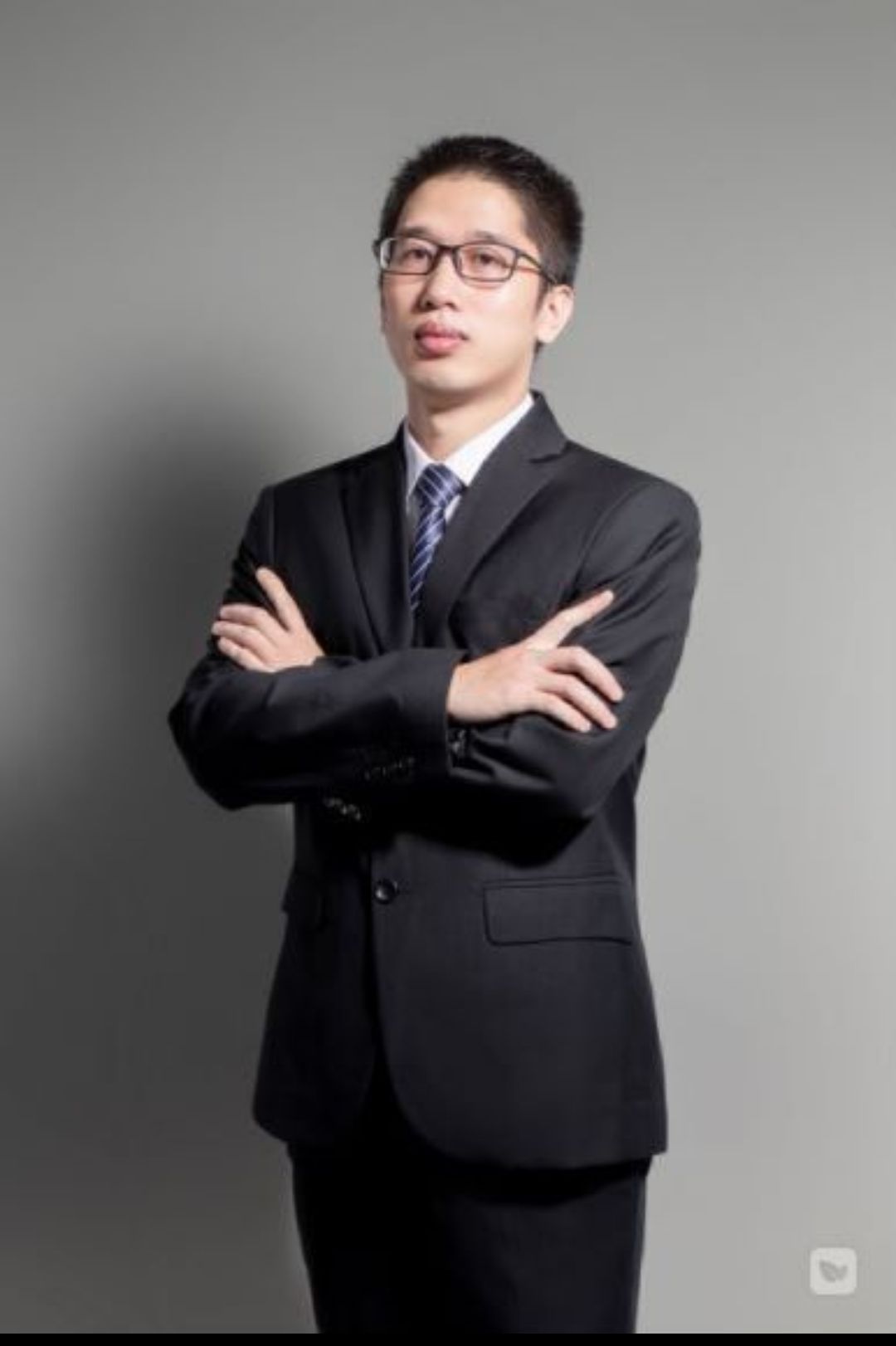 吴正华头像