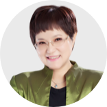 何丽头像