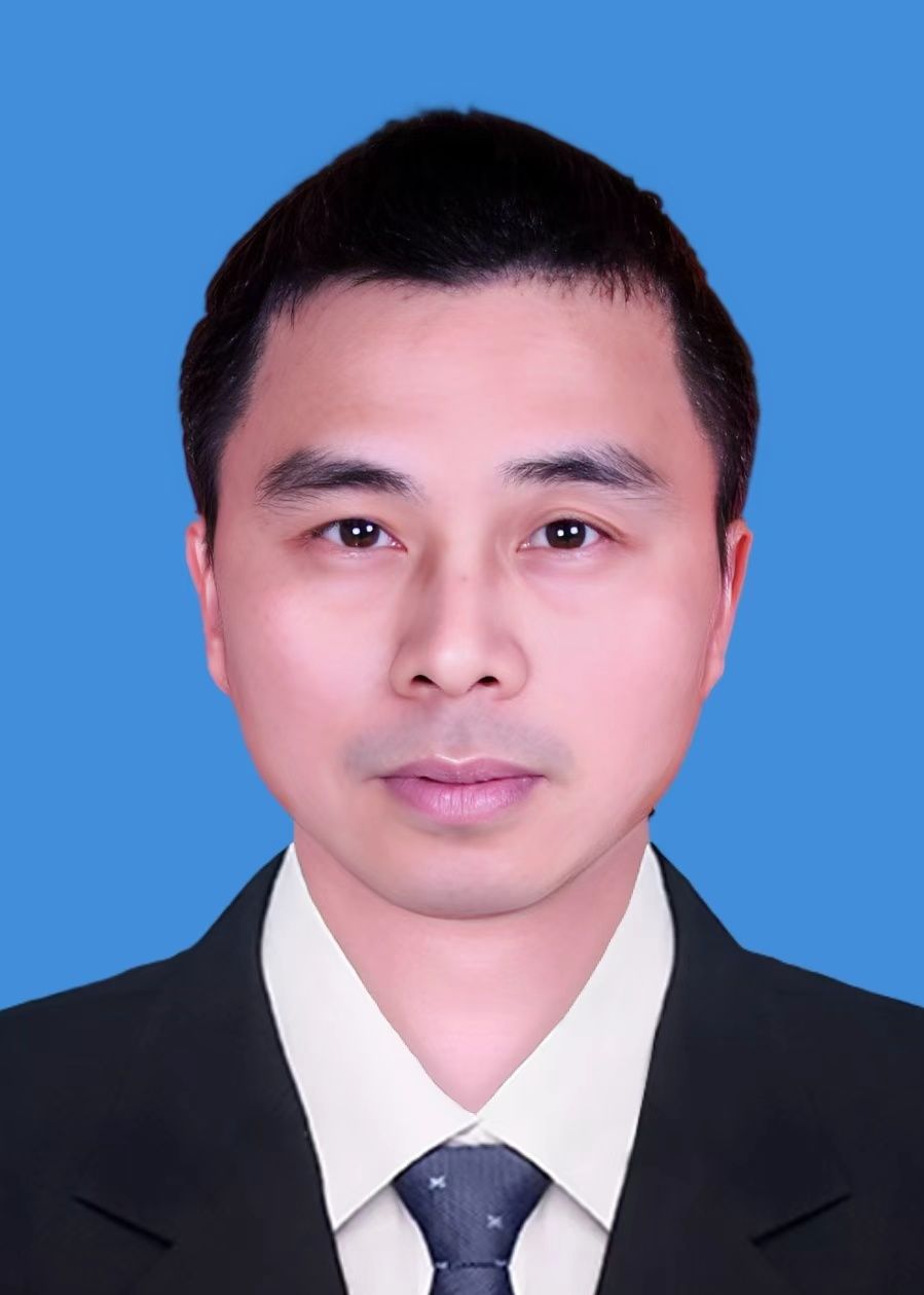 罗伟伟头像