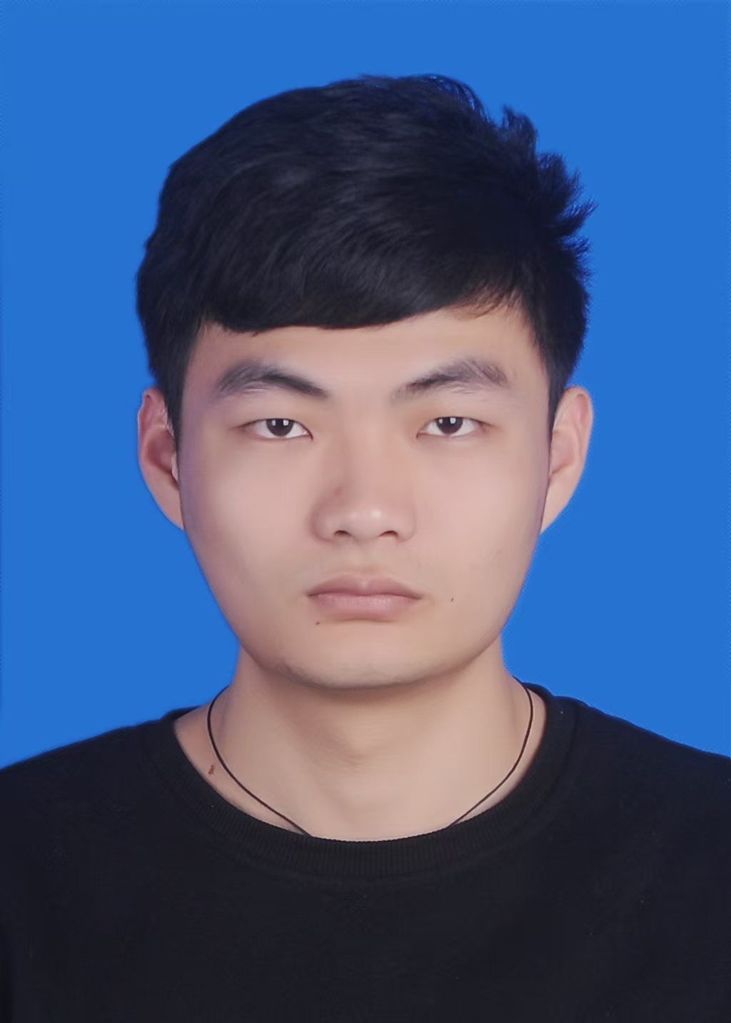 李恩亮头像
