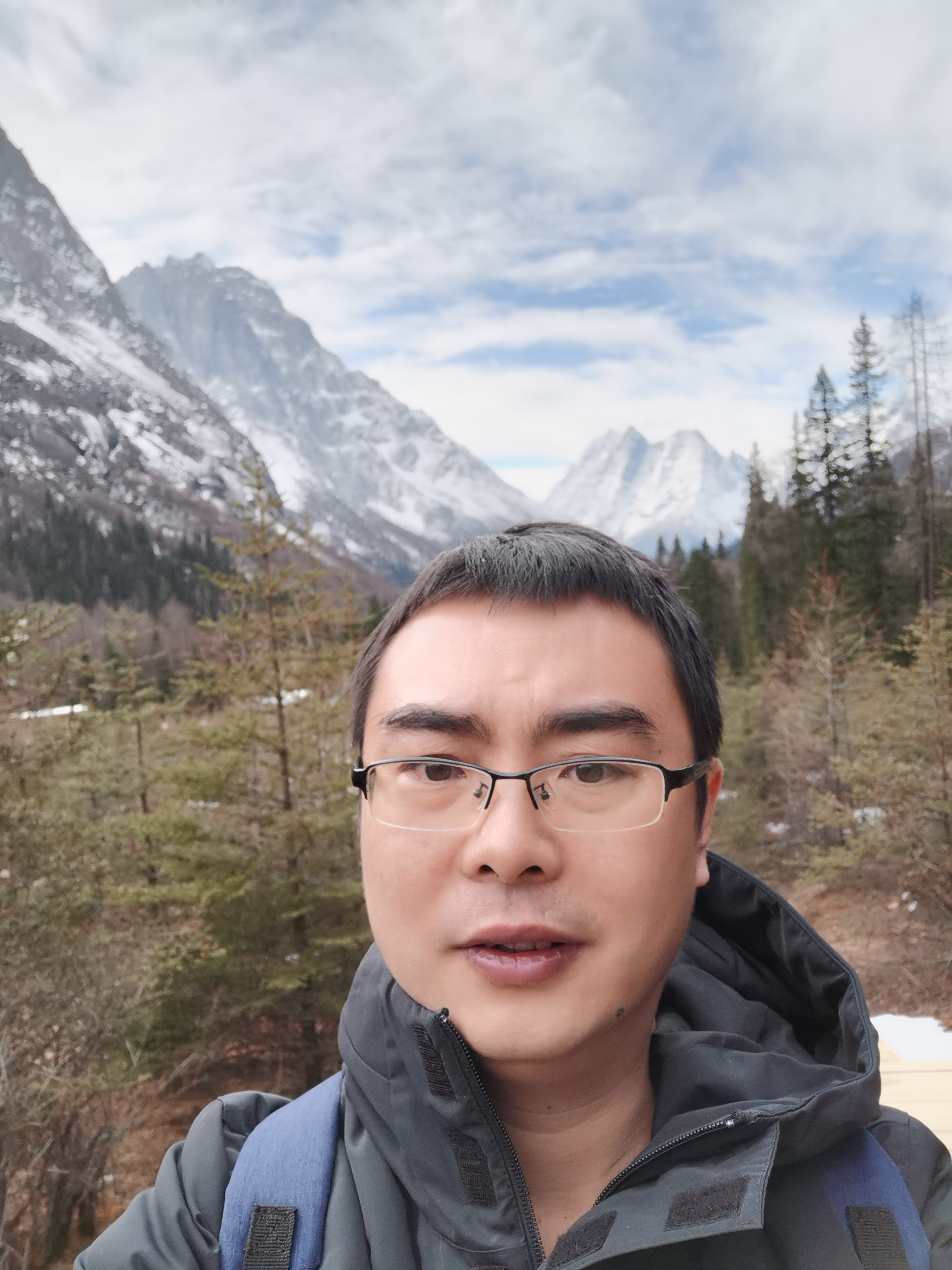 杨茂头像