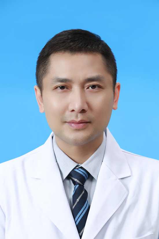 李昂头像