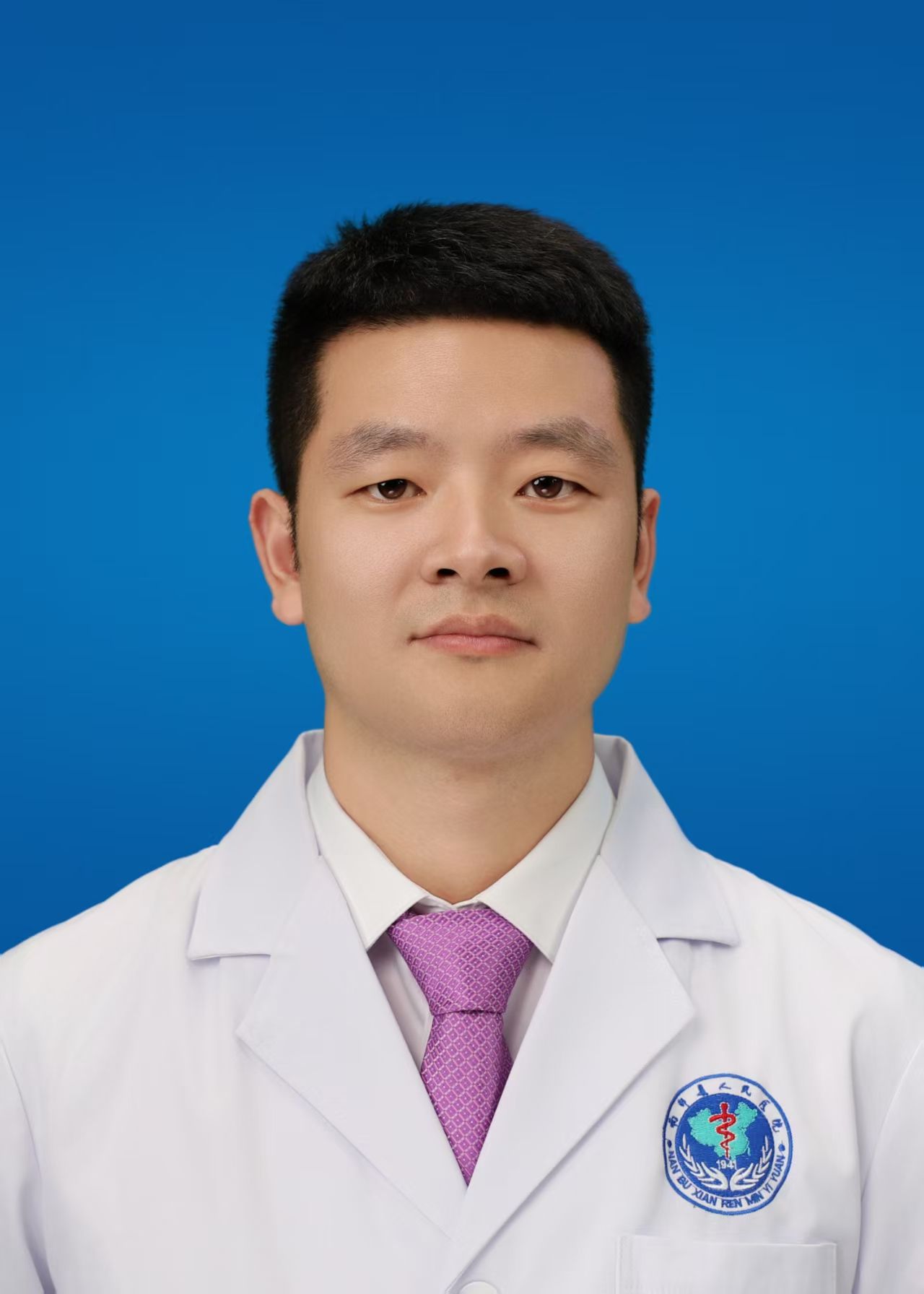 王卫东头像