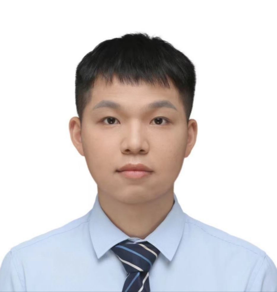 李龙头像