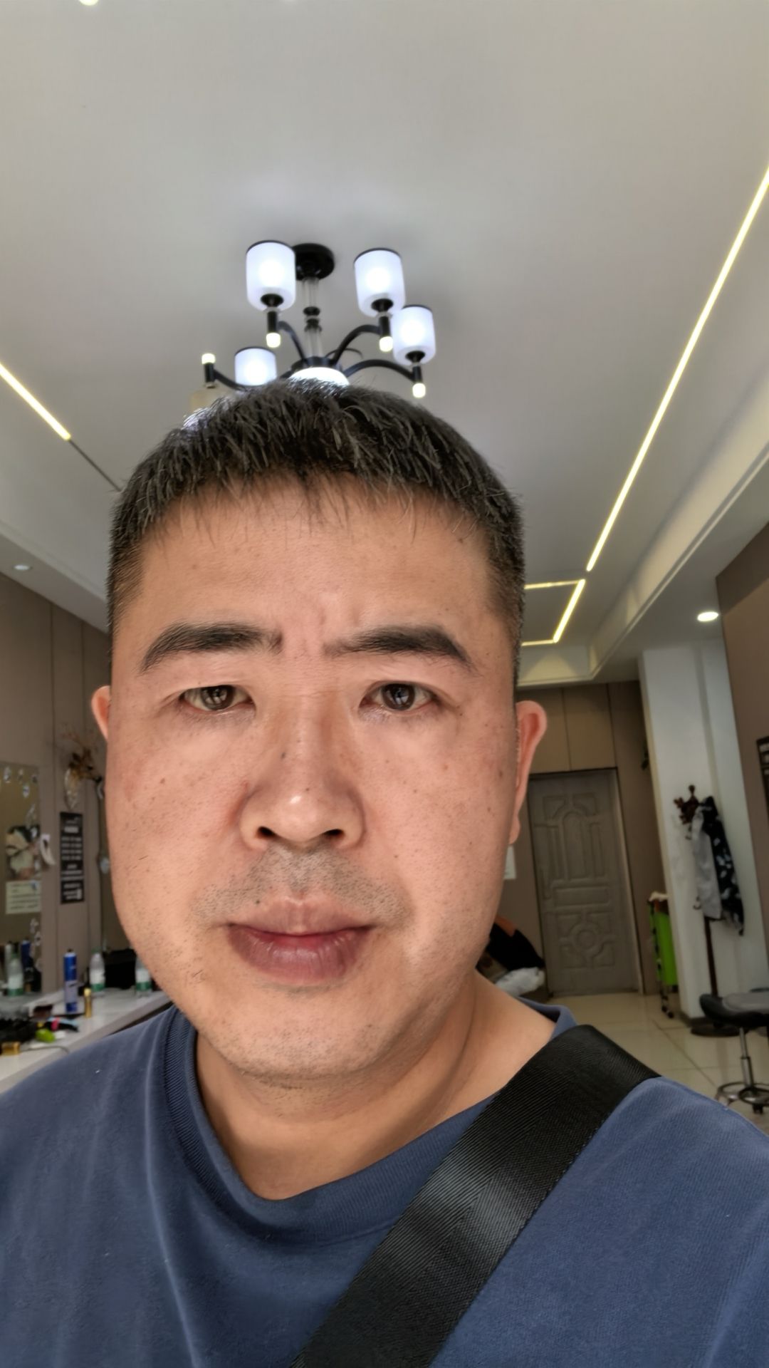 蔡健头像