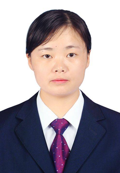 龚选婷头像