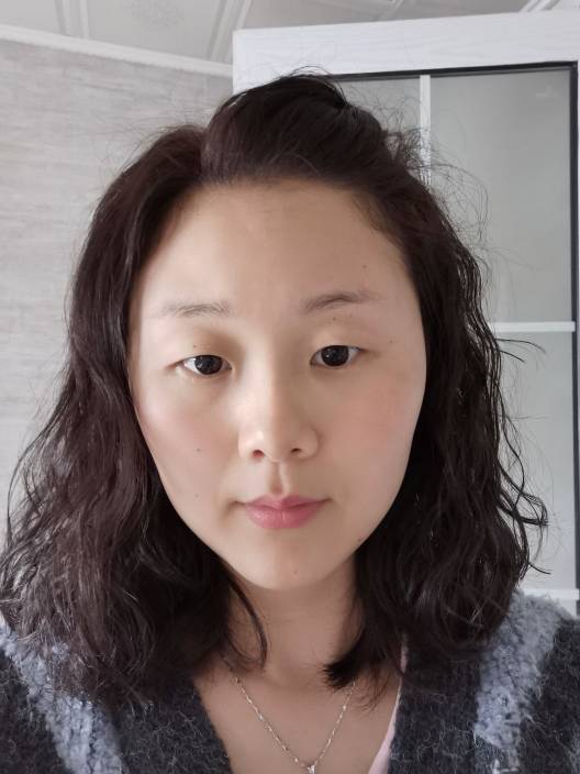 吴静头像