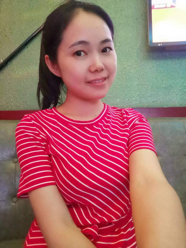 谭丽萍头像