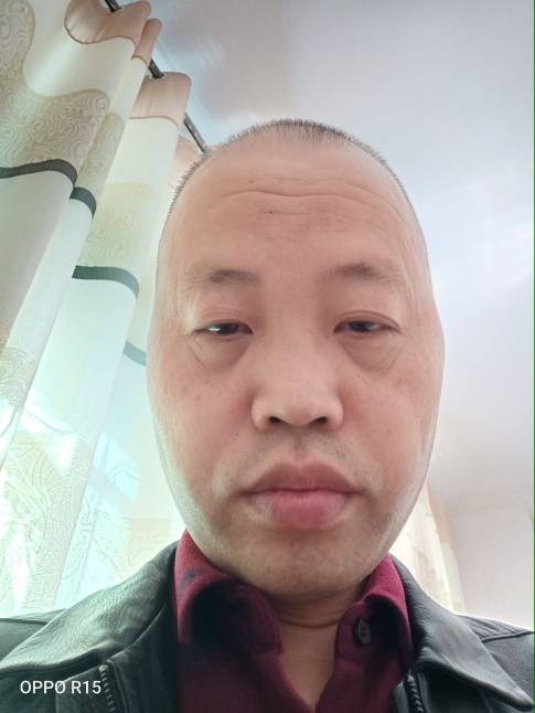 龙先槐头像
