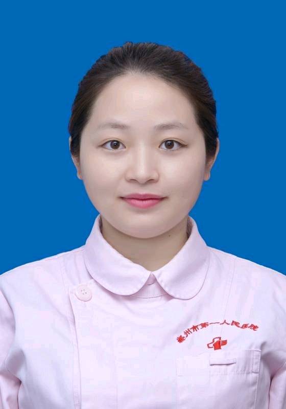张丽蓉头像