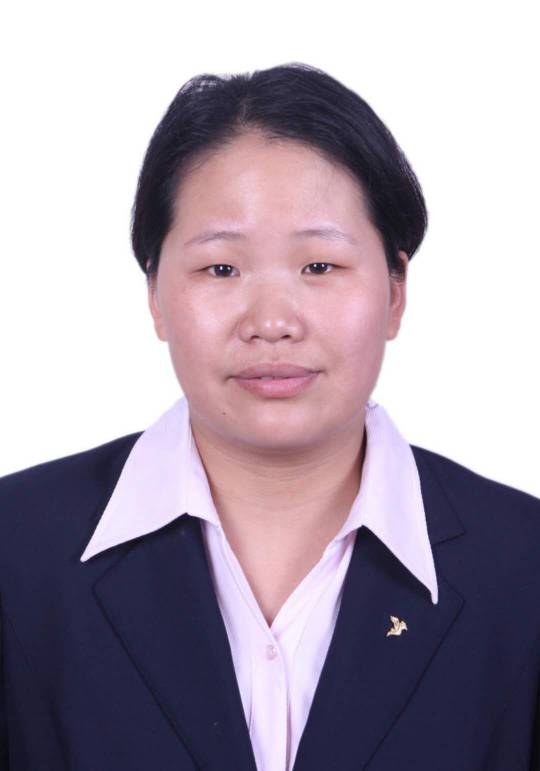 尚彩花头像
