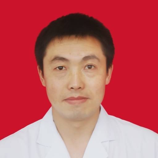 丁海峰头像