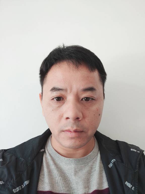 邱辉头像