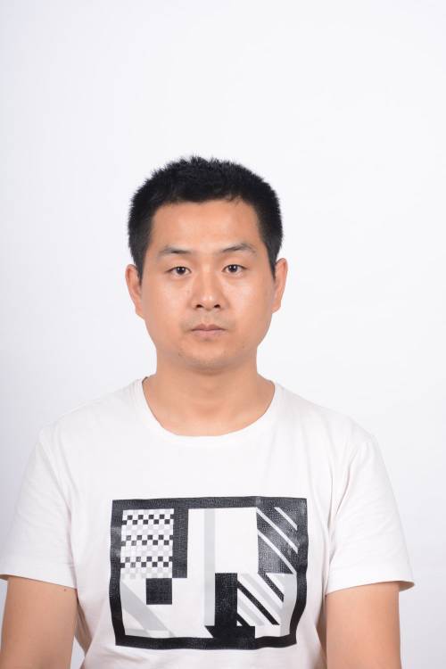 崔磊头像
