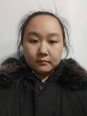 白雪莲头像