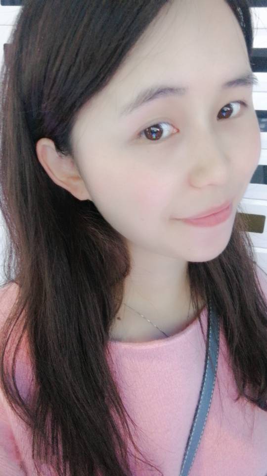 吴萍头像