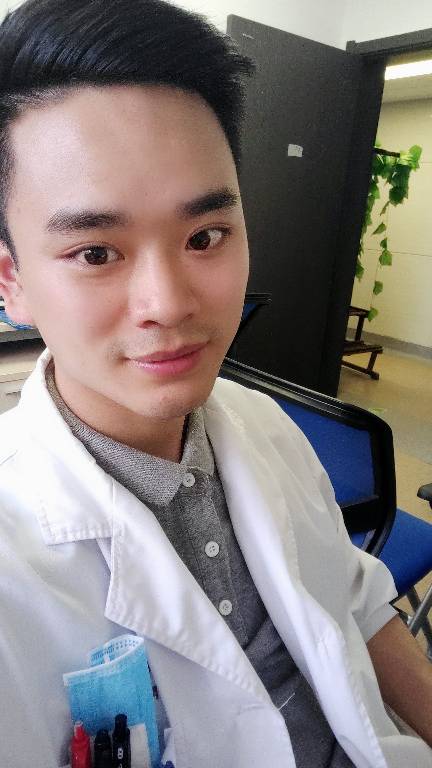 邹涛头像
