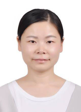 吴薇头像