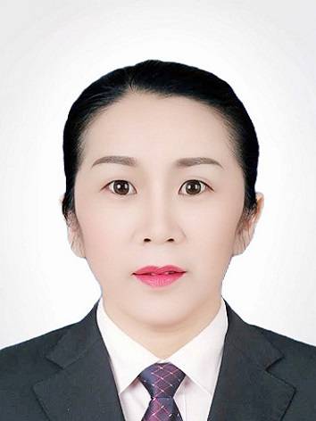 王婷头像