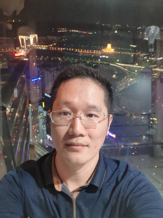 李江头像