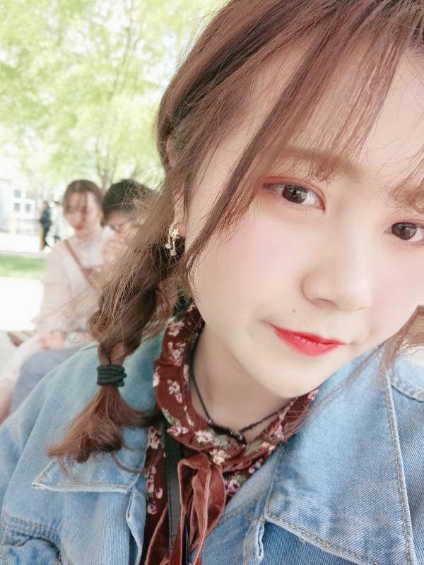 李孟芳头像
