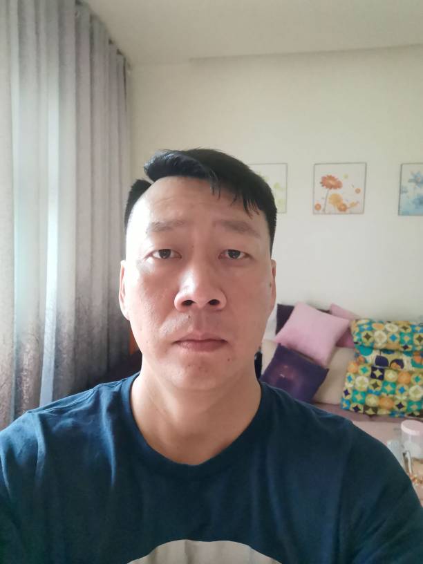 张韬头像