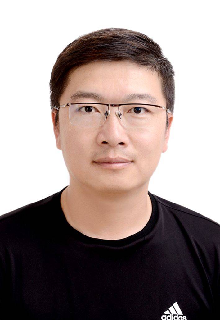 张建鹏头像