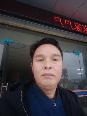 许小汤头像