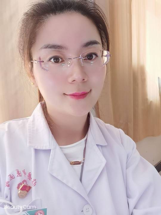 陈原婷头像