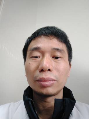 肖伟斌头像