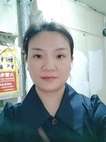 谢志群头像
