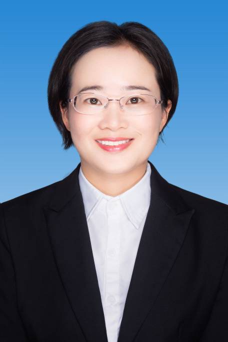 颜英头像