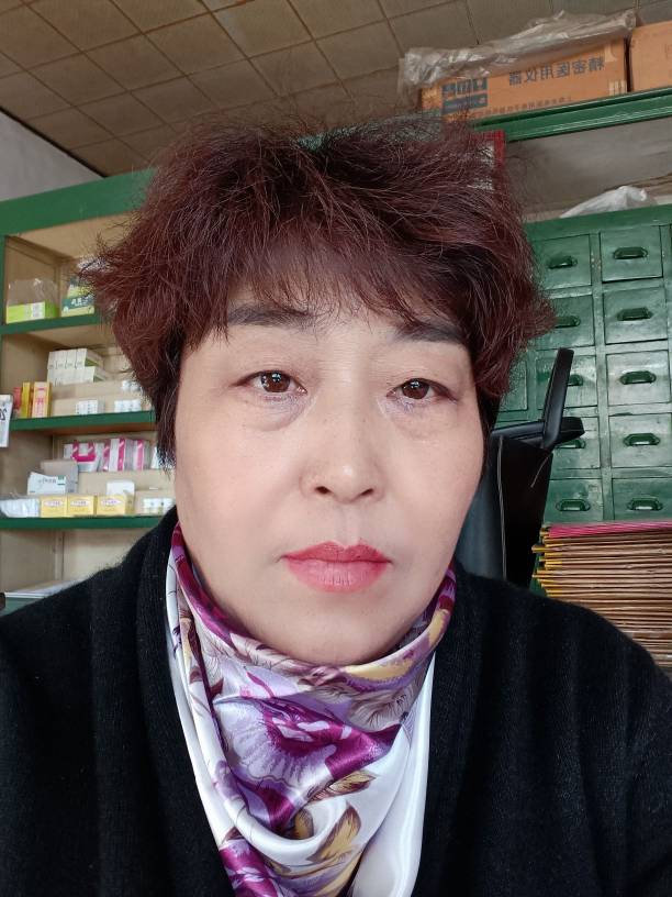 袁卫萍头像