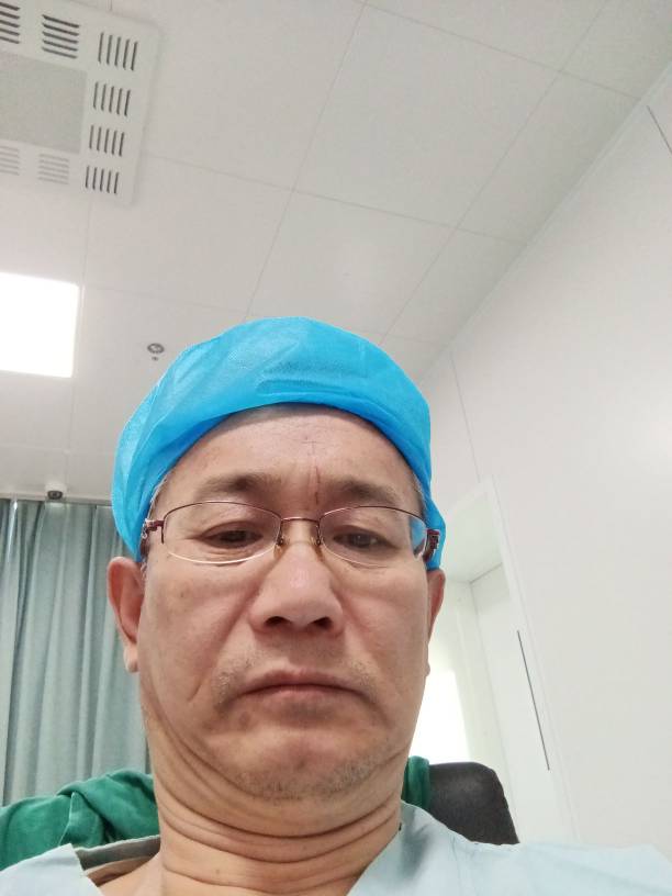 王国泉头像