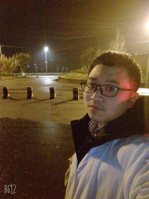 杨光宇头像