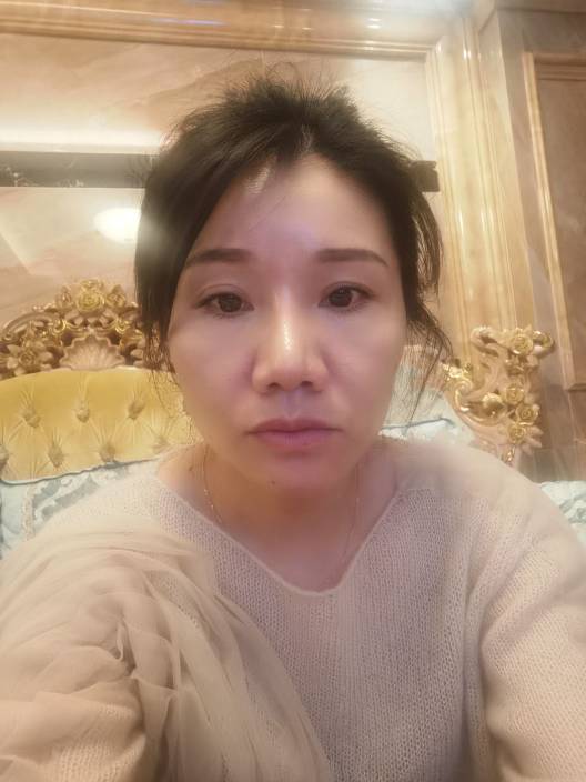 何承芳头像