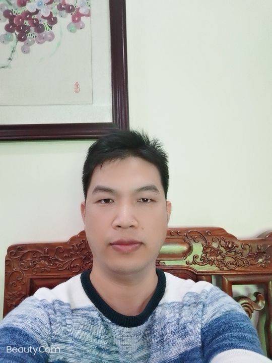 杨毅彬头像