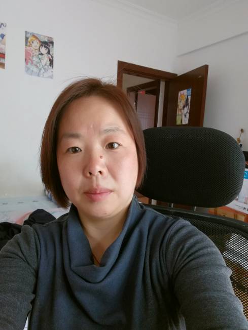 翟云玲头像