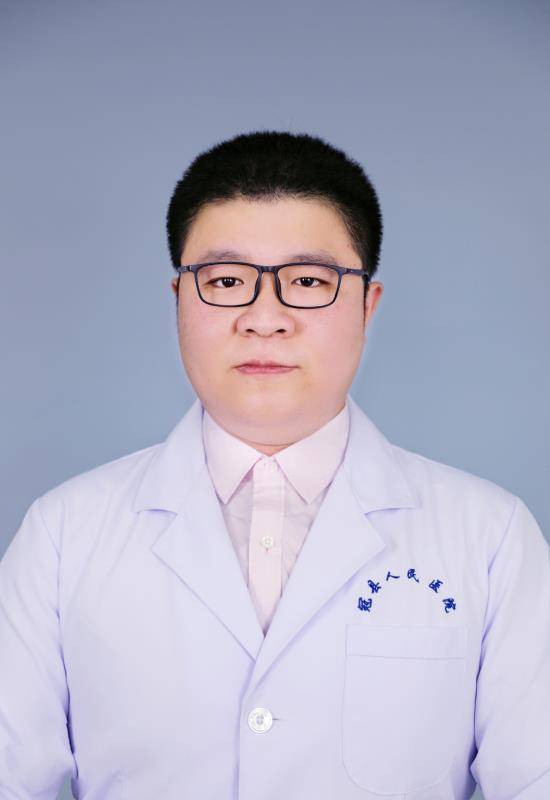 邓天威头像