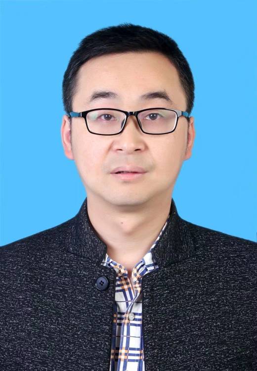 李永华头像