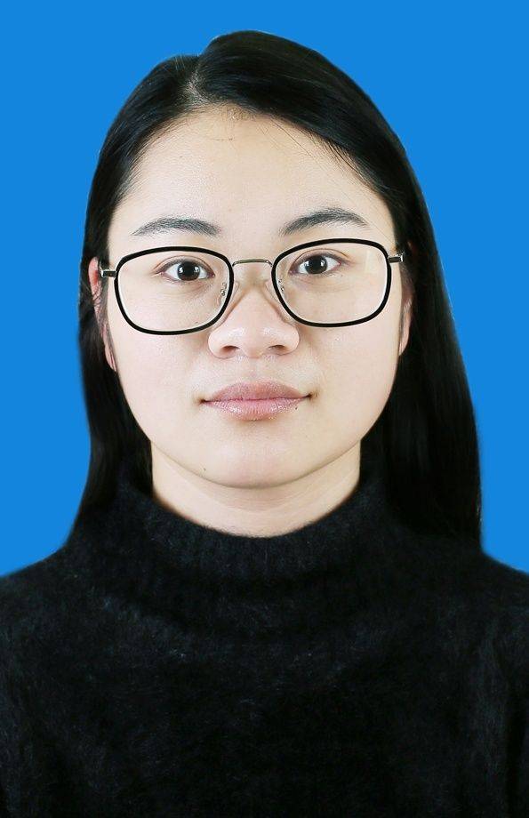 李妮娜头像