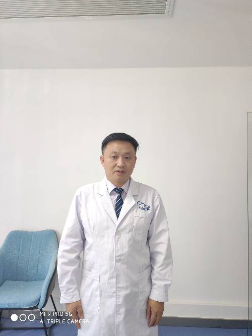 张志鹏头像
