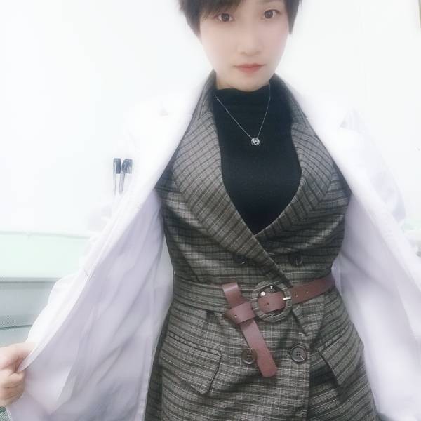 闵书云头像