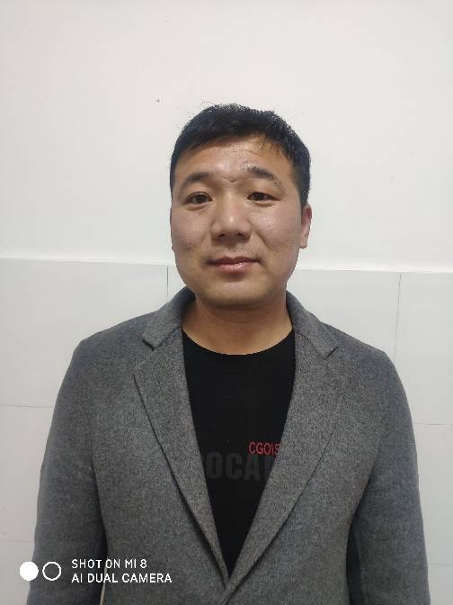 田向伟头像