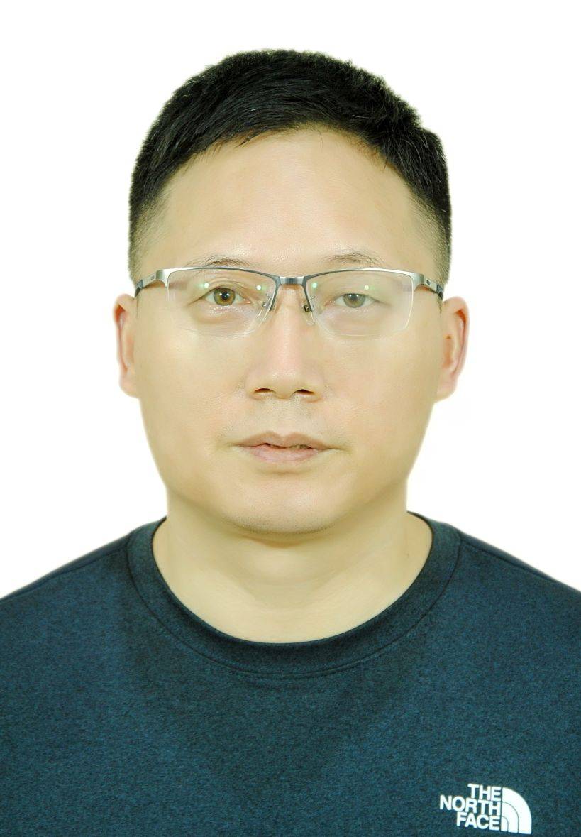 柴为华头像