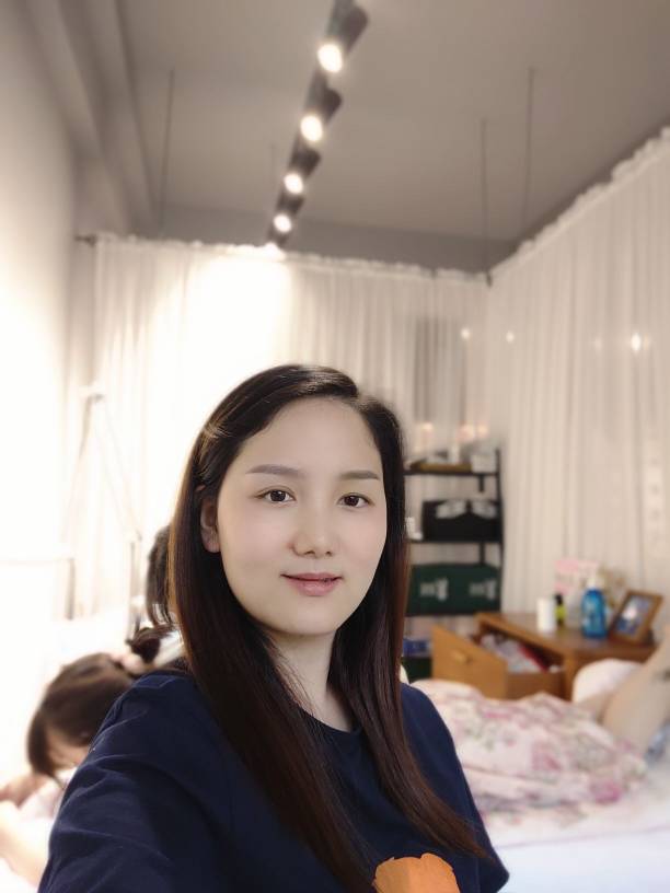 张雅琴头像
