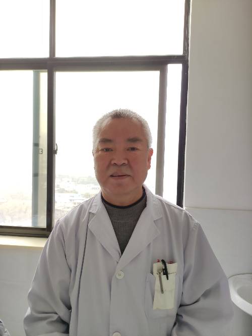 张建成头像
