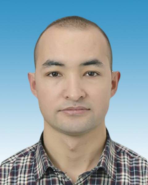 阿巴斯·艾麦提头像