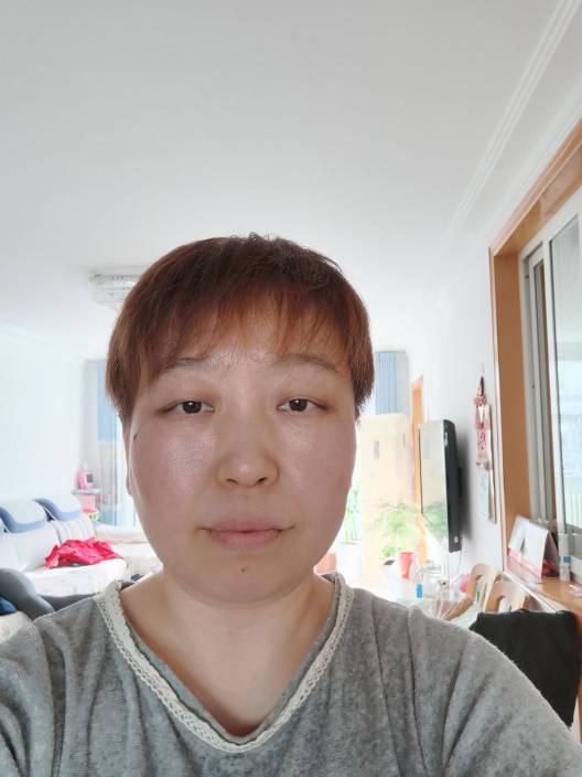 韩巍巍头像